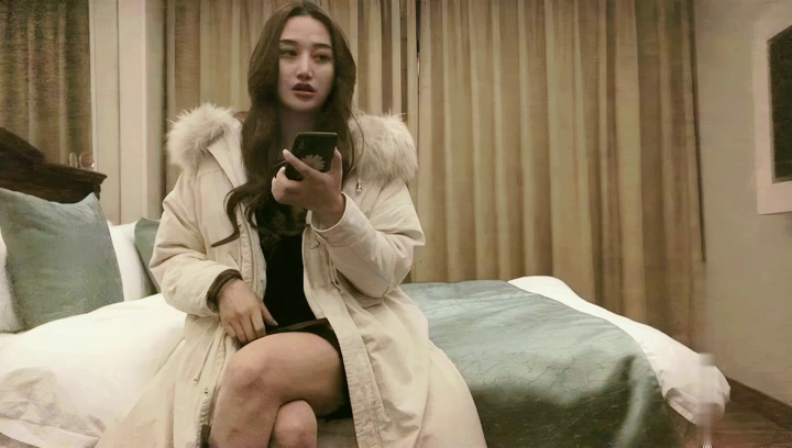 上海大圈御姐媚眼如丝！火辣翘臀大长腿任你肆意玩弄，欲罢不能！