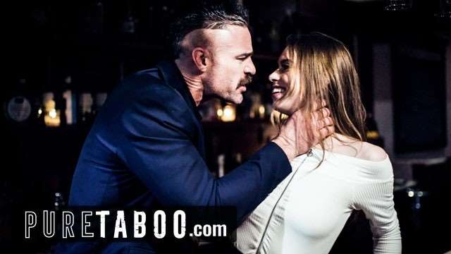 PureTaboo：性感少女服务员勾引已婚老板 巨乳摇晃狂干内射